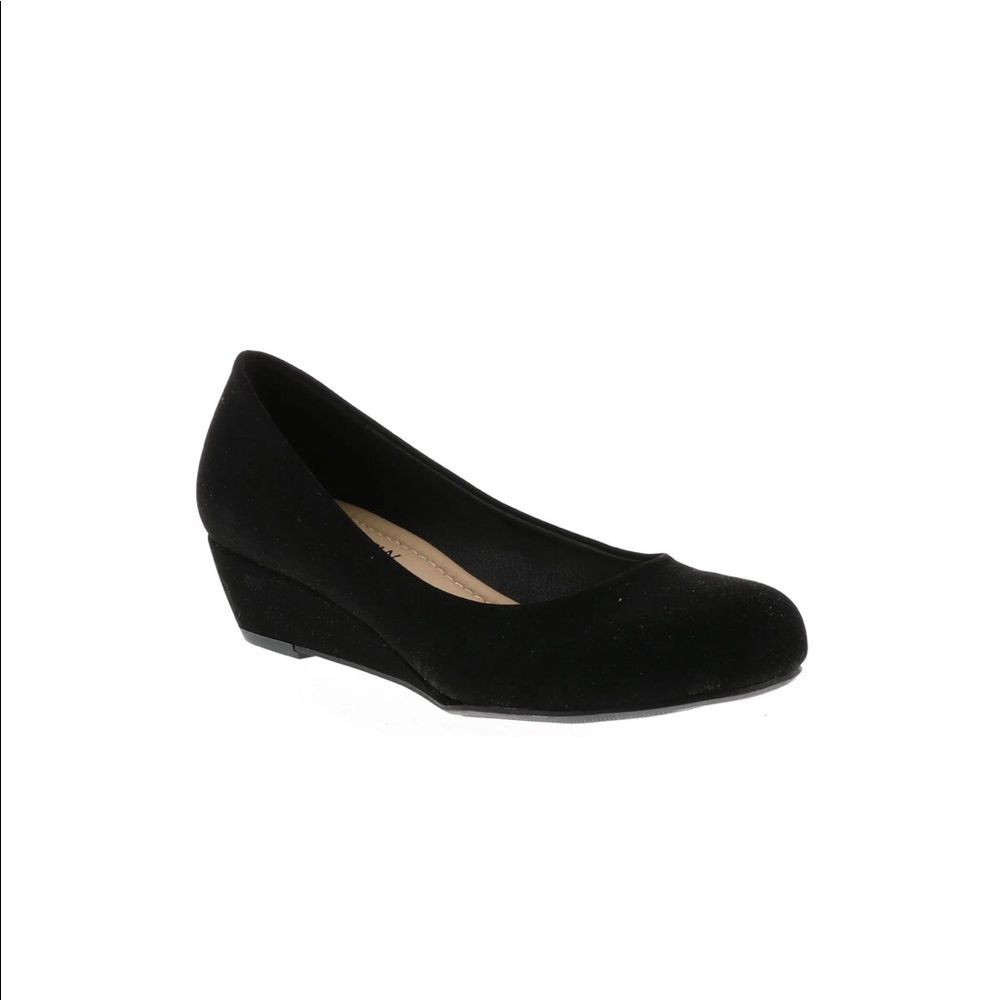 Manhattan Collection Corey Wedge Pump